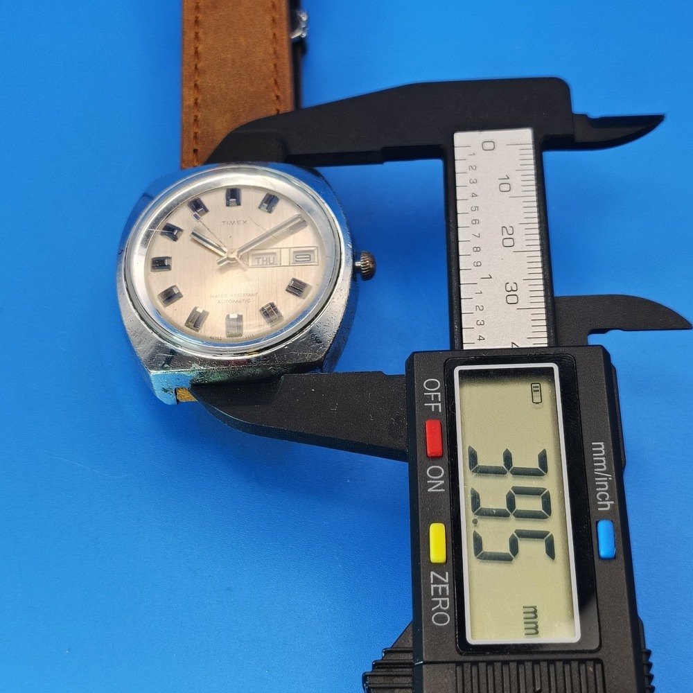 Vintage 1971 Timex Automatic Day Date 39mm Mens Mechanical Watch Leather Strap - Picture 6 of 10